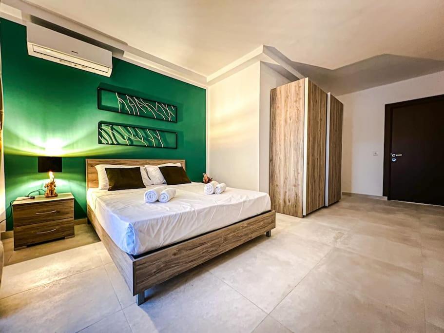 Kunsu'S Apartment 5 Min Walk From St Julians San Gwann Экстерьер фото