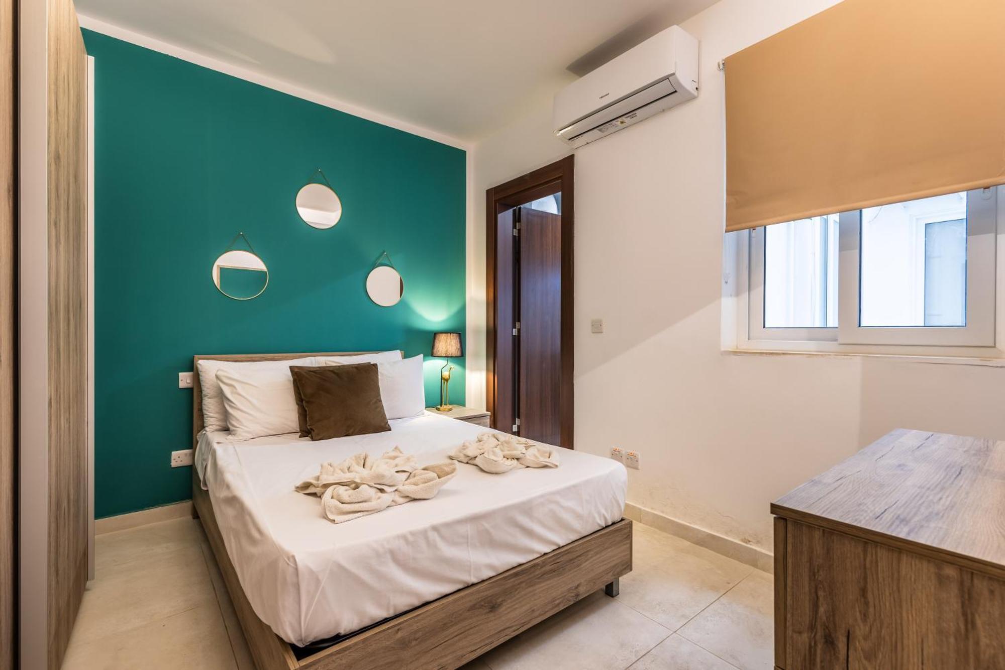Kunsu'S Apartment 5 Min Walk From St Julians San Gwann Экстерьер фото